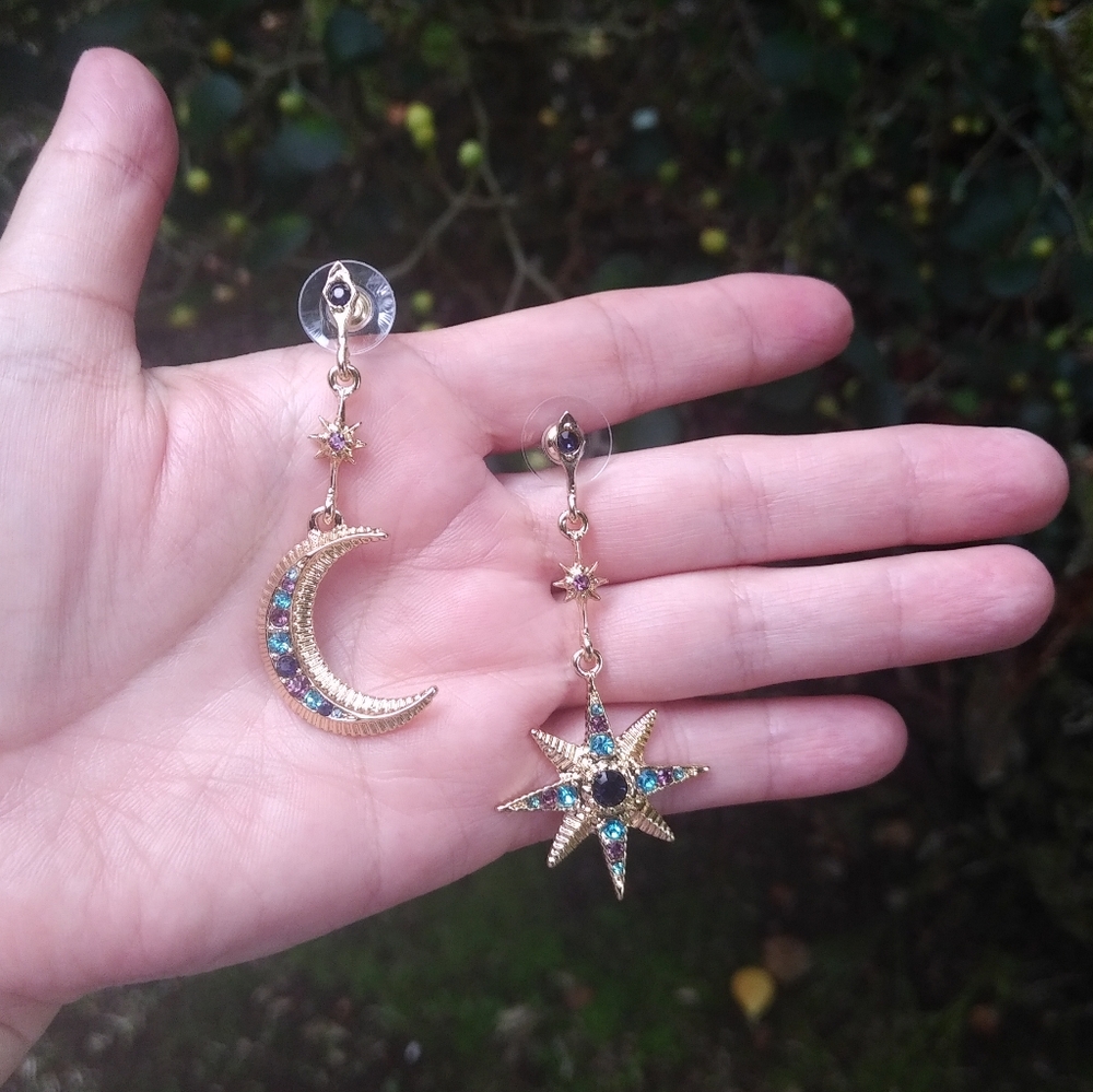 Arm💪 Candy🍭 Moon🌙 and Star⭐ Dangle Earrings - Picture 6 of 13